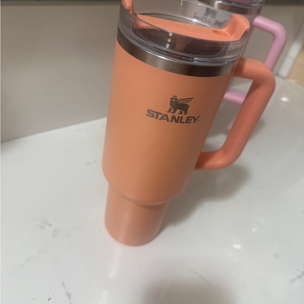 Stanley Coral Orange Insulated Travel Mug with Handle - Picture 5 of 12